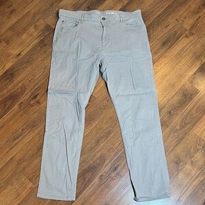 Izod Premium Stretch Gray Khaki Pants